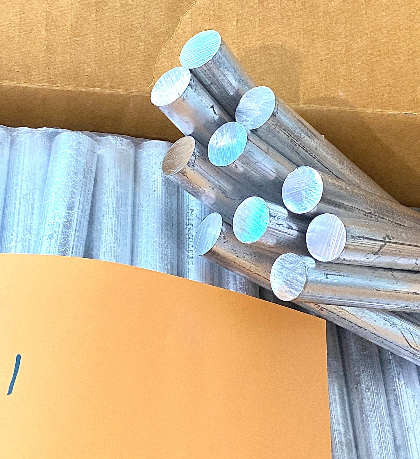 4 lb, 99.9% pure Magnesium Mg rod ingots