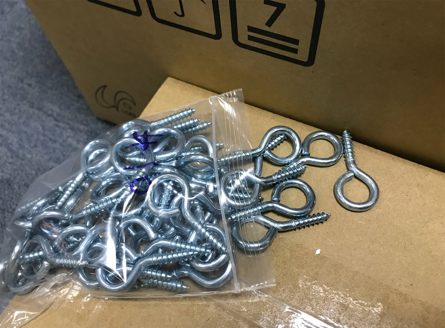 Wholesale 500 pcs Galvanization Eye Lag Screw Hook #8